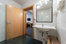 Hotel Kesslwirt - Bagno camera 201
